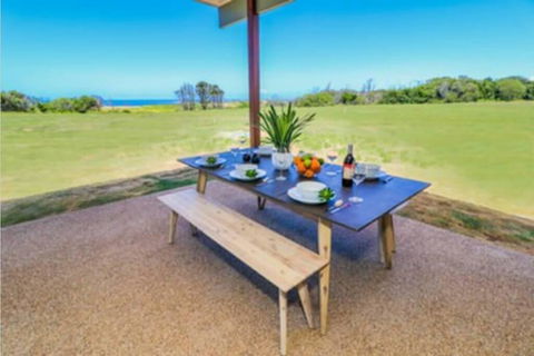 Absolute Beachfront & Secluded New Home - Flights 0