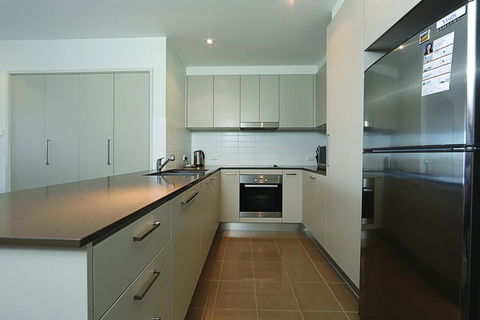 Accommodate Canberra - Aspire - Flights 3