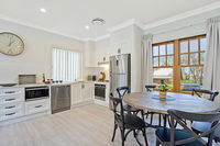 Book Maitland Accommodation Vacations Flights Flights