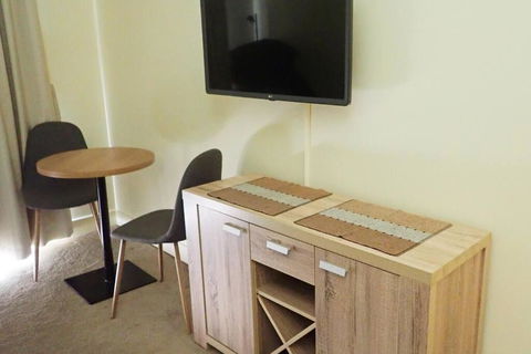 East Melbourne Studio - MCG, CBD, Shops, Transport - Flights 3