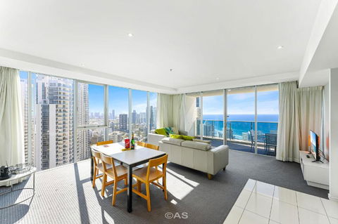 H Residences - Private Apartments - Apartment Stay - Flights 1