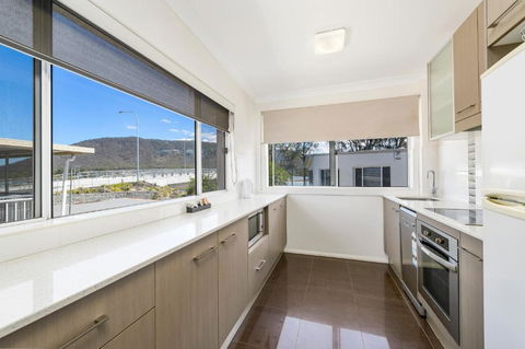 H2O Holiday Apartments Unit 5 - Flights 2