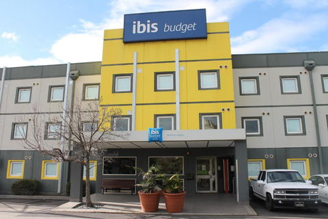 Ibis Budget - Melbourne Airport - Flights 1