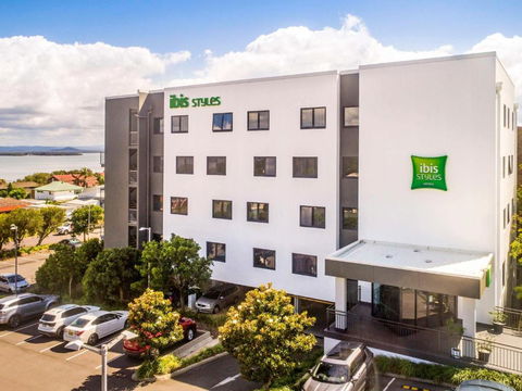 Ibis Styles The Entrance - Flights 0