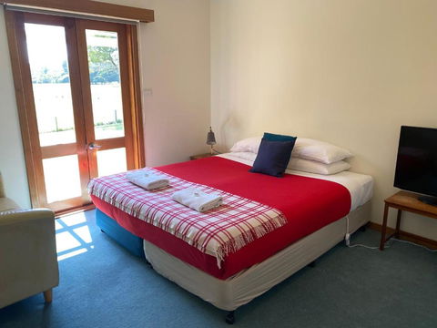 Icena Accommodation - Flights 3
