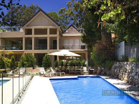 Alderly Terrace - Flights 1