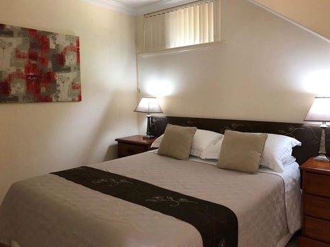 Alfred Cove Short Stay - Flights 3