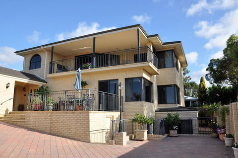 Alfred Cove Short Stay - Flights 0