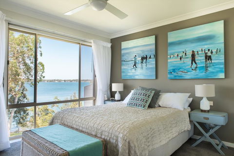 Anne's Waterfront Haven B&B - Flights 2