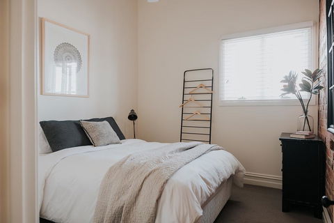 Apartments On Belmore -The Ferguson - Flights 2