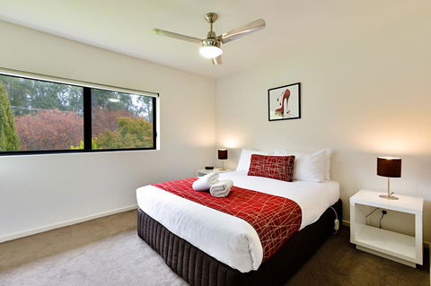 Apex Park Holiday Apartments - Flights 2