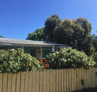 Apollo Bay Backpackers - Flights