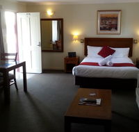 Armidale Pines Motel - Flights