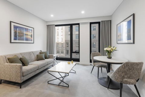 Meriton Suites Melbourne - Flights 0