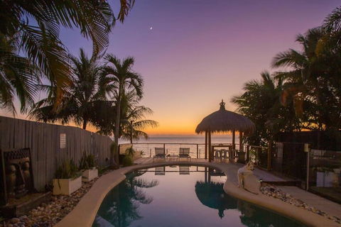 Mylara Beachfront Holiday Home - Flights 0