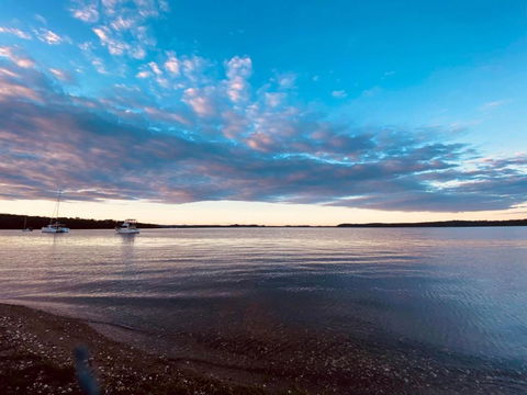New Property Seabreeze Bungalow - Lakeview Sunset Delight At Sunshine On Lake Macquarie - Flights 0