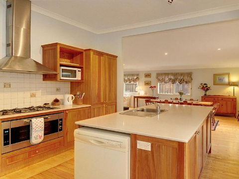 Plum Tree Cottage - Flights 3
