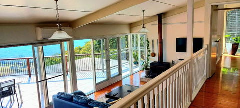 Potters Place Montville - Flights 1