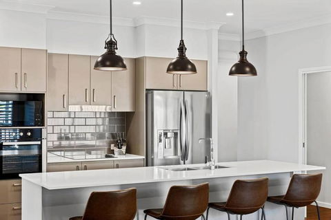 Private Mudjimba Beach Abode - Flights 1