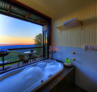 At Remingtons Private Cottages  Lodge - Flights
