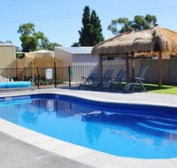 Avondel Caravan Park - Flights