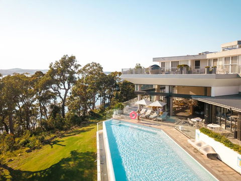 Bannisters Port Stephens - Flights 0