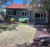 Barefoot Beach Cottage - Busselton - Flights