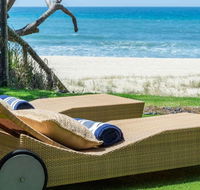 Beachfront Vila Gold Coast - Flights