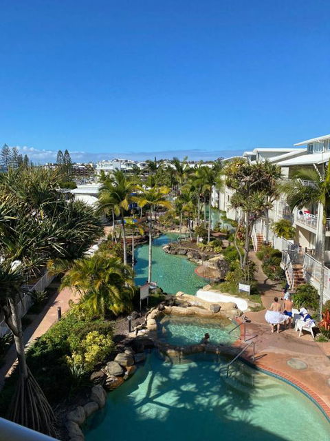 Resort Queen Studio At Alex Beach Resort - Flights 2