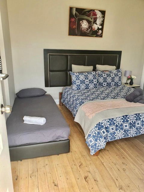 Renovated Little Cottage Aberdare Hunter Valley - Flights 1