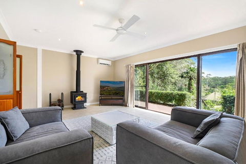 Retreat W Pool On Acreage - Flights 1