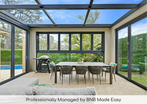 Roselawn Retreat - Pool, Incredible Views, Sleeps 8 - Flights 0