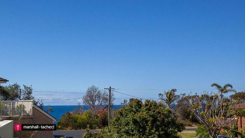 Salt Water Villa Bermagui Four Bedroom Central Location With Wifi - Flights 1