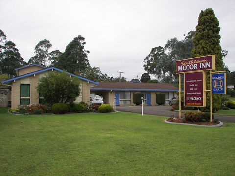 Bega Southtown Motor Inn - Flights 0