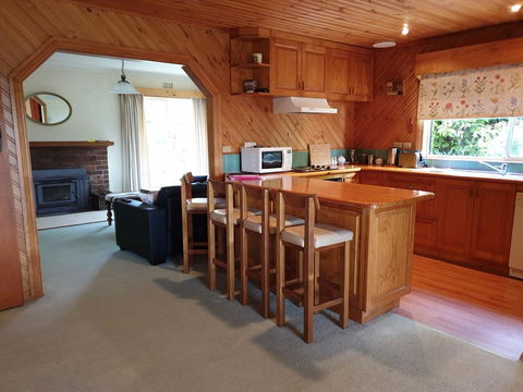 Belle Cottage - Flights 1