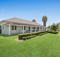 Bellfield House Mudgee - Flights