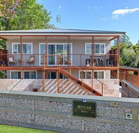 Beulah House Luxurious Accommodation - Flights