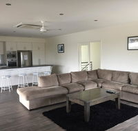 Blue Sky Apartment - Flights