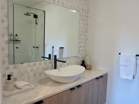 Bluewater Apartment - Flights 3