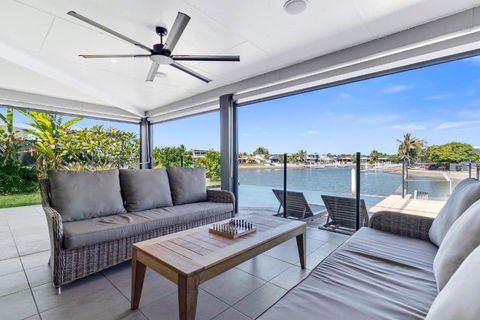 YALLA24-Luxury Resort Style Home - Flights 2