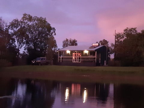 AAOK Lakes Resort And Caravan Park - Flights 1