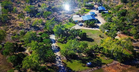Almost Off Grid Tranquillity - Flights 0