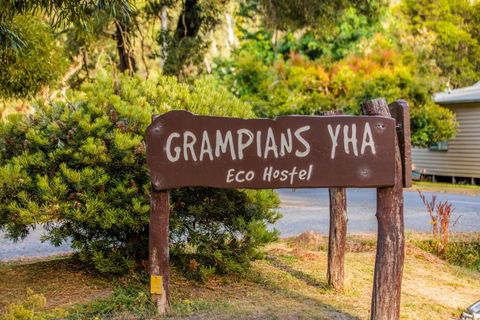 YHA Grampians Eco, Halls Gap - Flights 1