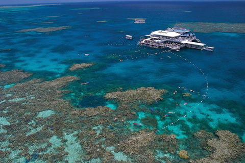 Ultimate 3-Day Great Barrier Reef Cruise Pass - Flights 3