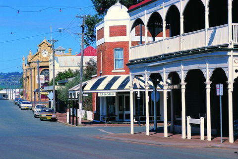 Wave Rock, York, Wildflowers, And Aboriginal Cultural Day Tour From Perth - Flights 3