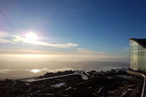 Mount Wellington Descent Cycling Tour Departs Hobart - Flights 0