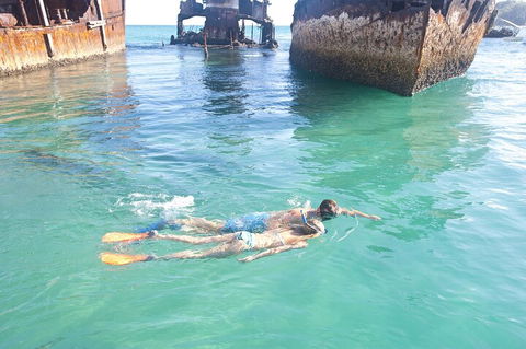 Adventure Moreton Island Wrecks Adventure Package - Flights 2