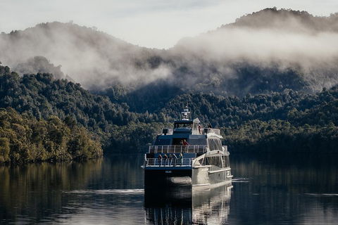 Strahan Day Trip By Air From Hobart Including A Gordon River Cruise - Flights 1