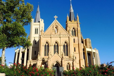 Perth Scavenger Hunt: Perched On A Swan - Flights 1