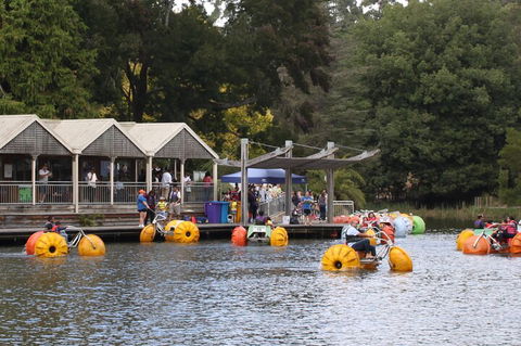 Yarra Valley, Dandenong Ranges Inc. Lunch With Wine,plus Morning Tea,chocolate - Flights 1